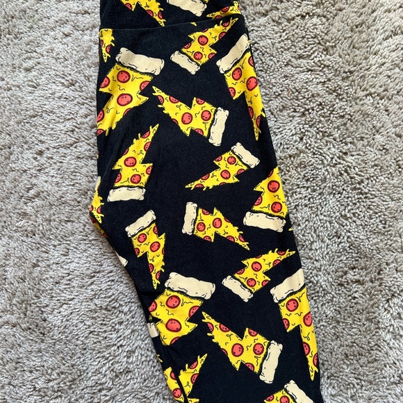 LuLaRoe Pizza Leggings OS - Picture 3 of 3